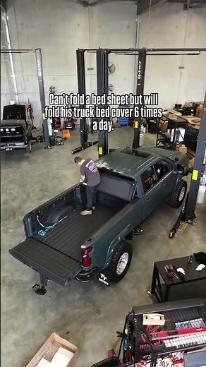 The BEST Hard Folding Tonneau Cover for Your Chevy or GMC? 🛻🔥