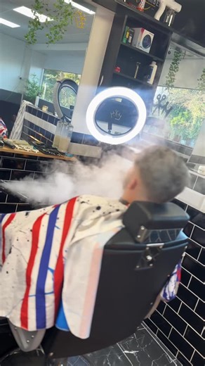 Prepped skin. Cut-throat precision. A line up properly done. Eastbourne 💈 #EastbourneBarber #CutThroat #LineUp #PrecisionCut #BarberReel | Scott's Barbers