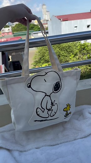 Snoopy tote bag so cute #snoopy #totebag #shoulderbagforwomen #cutebag #snoopdog
