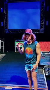 The people at @weatherchannel need to stop 🛑! Rehearsal tonight.. again I pray for everyone in the path of this horrible storm.. 🙏🏻❤️🌈🙏🏻 | Carrot Top
