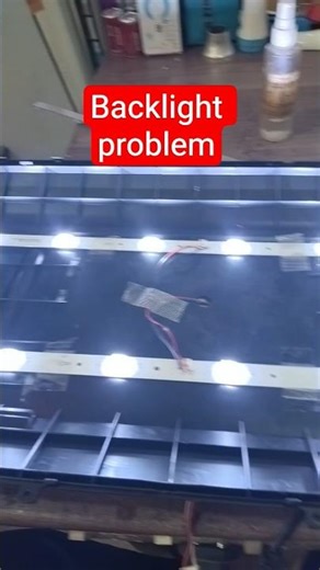 14" LED TV में बैकलाइट खराब है।