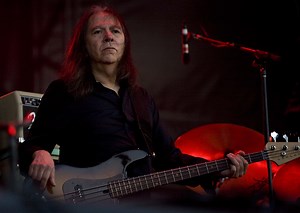 Rick Rosas, Bass Player For Neil Young, Dead At 65