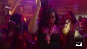 7.1K views · 74 reactions | There's only one way to get your weekend started right! VH1's Summer Lovin' Marathon kicks off THIS WEEKEND, with hit movies guaranteed to bring the summertime feels. You don't wanna miss it!  | VH1 | Facebook