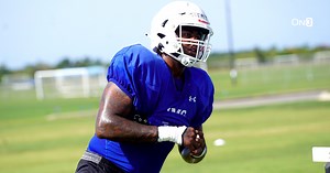 Florida fans put on recruiting hat for elite 5-star prospect during official visit