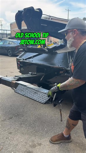 💬 Drop a comment if you still use these old-school tow tips! JB Tow bringing you some classic knowledge from my OG Tow brother Eddy 🛻💥 These tips are tried-and-true — the kind that never go out of style. Let’s hear from the Tow Family—what’s your go-to old-school trick? 👇 And remember: Slow down. Move over. It’s the law. It saves lives. Be part of the JB Tow family — jbtow.com #TowTips #OGTowTricks #TowingLife #TowFamily #SlowDownMoveOver #JBTow #onetownation #TowStrong #jbtow #safetyfirst |