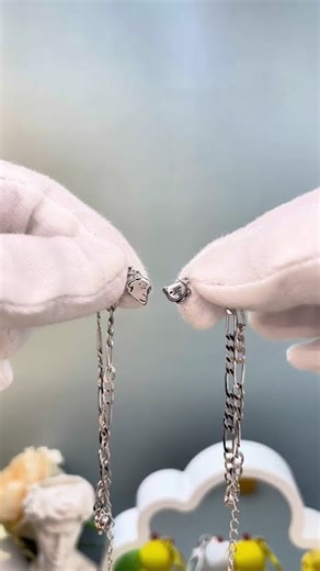 Fancy and best styled lockets and jewelry