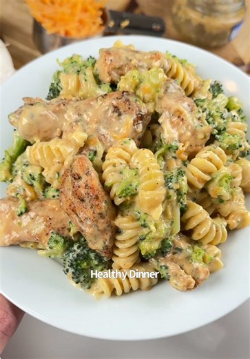Delicious Cheesy Low Carb Chicken & Broccoli Pasta Recipe