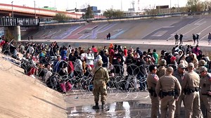 Touring El Paso, Texas, border as National Guard respond to migrants