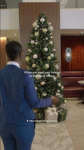 Warm welcomes, cozy stays, and holiday joy 🎄🎁 ☕