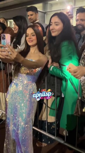 Komal Meer Selfies with Fans at IPPA Awards 2023 in Manchester