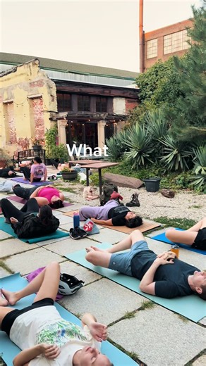 ☀️ Outdoor classes are back in May ☀️ The sun’s shining and we’re ready to get out in the fresh air again. Time to touch some grass. Catch us all over the city this summer: 🌊 Yoga on the Banks 🌳 Clark Park 📚 Free Library of Philadelphia 🏙️ Roof Deck @ 171 Berks 🌿 Norris Square 🗿 Sculpture Courtyard 🌼 Mural City Gardens 🌳 Powers Pulaski Park 🍻 Parks on Tap 🏛️ Yoga at Independence 🌇 Lotus 🍺 Other Half Full schedule sign-ups dropping soon. #phillyyoga #outdooryoga #schuylkillrivertrail 