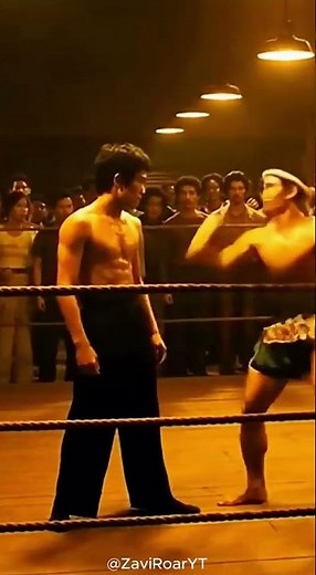 Bruce Lee vs Tony Jaa: Breaking Power🔥 #brucelee #kungfu #motivation #zaviroaryt #tonyjaa