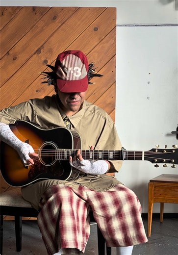 Kehlani's Full Cover of 'Folded' on YouTube