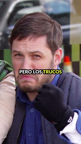 Los trucos de Christopher Nolan para que Tom Hardy luciera como un gigante frente a Batman 🎬 #TomHardy #Bane #Batman #ChristopherNolan #TheDarkKnightRises #CineCuriosidades #HollywoodNews #HistoriasReales #DetrasDeCamaras #Cinefilos