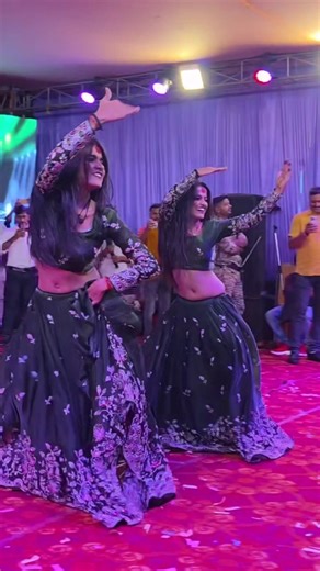 Mahi Manisha Wala Dance Show | Mahi Manisha Ka Nach | #bhojpuri #mahimanisha #trendingshorts #shorts