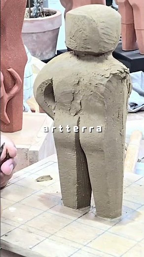 #소조작업#테라코타#조소작가김용우#테라코타창작소#모델링