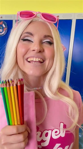 Secret Lipstick Hideaway: School Adventures! 🌈💋