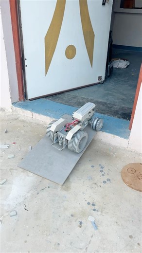 Remote Control Tractor Bonnet Making #shorts #outofmindexperiment