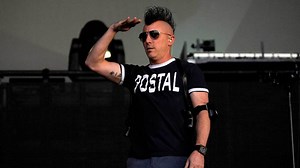 This is a 28-minute supercut of Maynard James Keenan's onstage rants