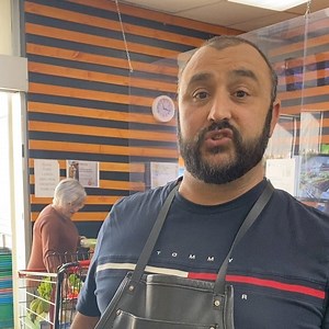 6.9K views · 280 reactions | Local crispy veg ,my shop is magnificent the quality is outstanding my service is impeccable, I love my job and I’m passionate about selling tasty fruit and veg that’s why st Bernard’s is on top of the ladder come and try us out #thebest#supportlocal | Kapirisland pizzas | Facebook