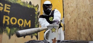 Rage room : la salle de jeu où on peut tout casser à coup de batte de baseball