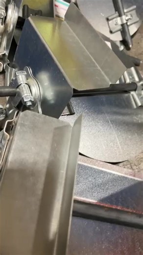 Making heavy duty Damper Blades with Duro Dyne BKP71 straps and KL7R Quadrants | Aurevice