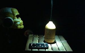 【ASMR】更新了！Mickelous的直播视频录像：竭尽所能地制造各种声音~