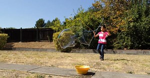 Full-Time Kid | How to Make Giant Bubbles