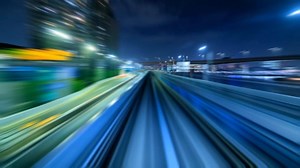 Les processeurs #IntelCore de 10e génération, avec graphiques Iris® Plus Intel® et graphiques UHD Intel®, offrent des expériences immersives et visuellement époustouflantes sur vos ordinateurs portables : prêt à en prendre plein la vue ? #Intel #10thGen | Intel | Facebook