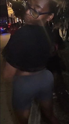 "Do you know how to clap without your hands? " 😏