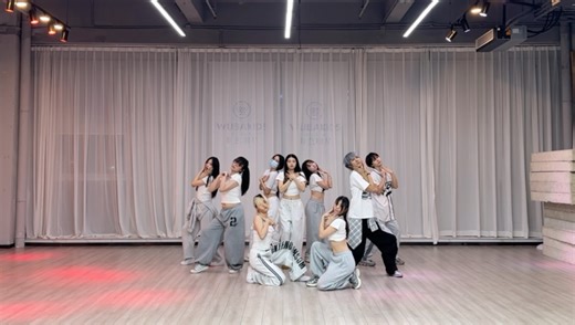 全世界感受此神曲、你看我特不特别就完事了｜TWICE《Feel Special》练习室～