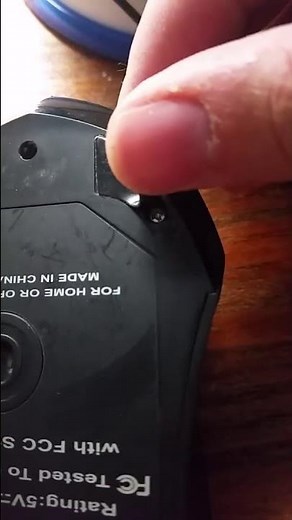 How to Open a Mouse Without Screws