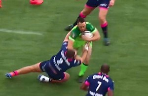 Smith red carded in Pau debut