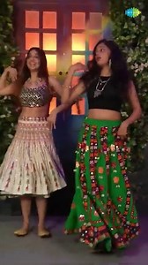 Divya Agarwal's dance on 'Resham Ka Rumaal' is a performance to remember! 🔥💃 #reshamkarumal #divyaagarwal #dance #hindimusic #hindisongs #bollywoodmusic #bollywoodsongs #trending #virals | Saregama