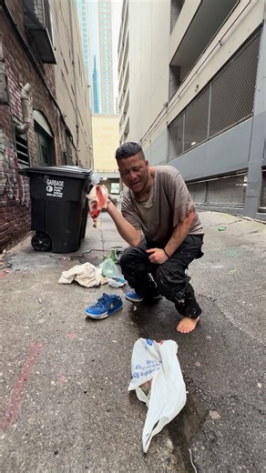 Today in Seattle, Washington, the newly elected mayor issued a directive to the police department instructing officers to halt arrests for public drug use and drug possession. Hours later, the mayor publicly denied issuing such an order. However, the Seattle Police Officers Guild reports receiving an internal email from the police chief outlining these exact directives. I just hope both sides figure it out so nobody else dies.#homeless #addiction | Truth on the streets