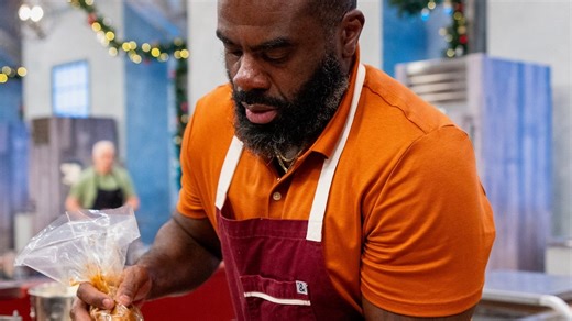 Jacksonville baker competes for $25K prize on Food Network's Holiday Baking Championship