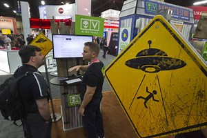 Watch 'shape-shifting' UFO hovering over Texas