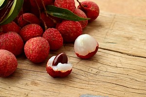 How To Grow A Litchi Tree From Seed In 4 Simple Steps! - GardenZoo