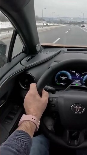 Toyota C-HR II 2024 Executive 2.0 Hybrid Dynamic Force 197HP Acceleration