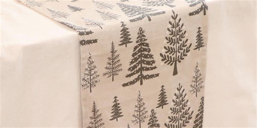 11 Christmas table runners you'll love for the festive season