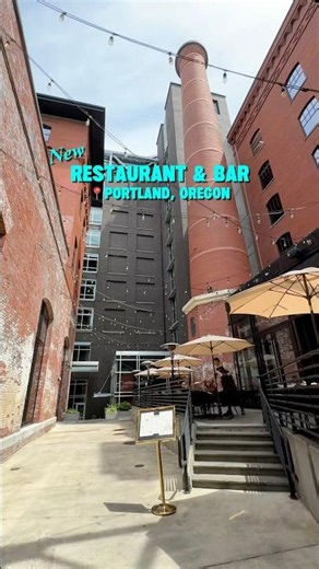 New spot in PDX 🍔 #LivePDX #portlandoregon