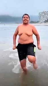 1.1M views · 7.3K reactions | Knee Push Up Variations To Get Rid Of Chest Fat For Beginners #pushups #chestworkout #beginnerworkout | Doctor CC Fit | Facebook