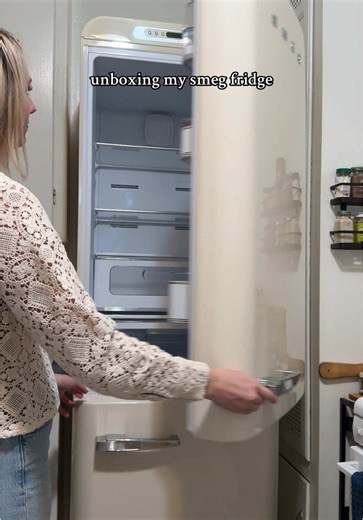 Unboxing My Smeg Fridge: A Kitchen Makeover