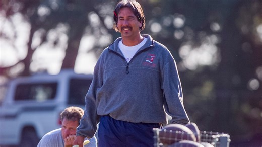 Man charged with murder in shooting of Oakland football coach and 'Last Chance U' star John Beam