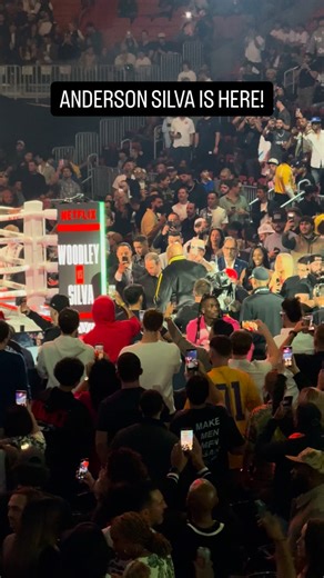 Anderson Silva is in the scene in Miami! 🕷️🥊 | MMA Fighting