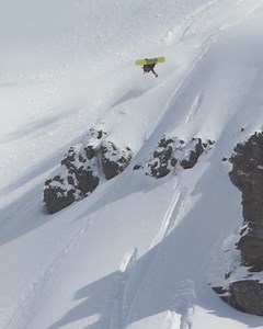 WAIT FOR THAT LAST HIT Manuel Diaz getting some serious turns in after the Chile Freeride National Championship 🇨🇱🏆 #MonsterEnergy #Snowboarding | Monster Energy