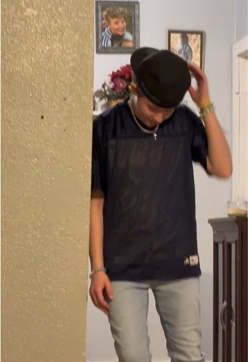 Stylish Weekly Outfits for Your Young One