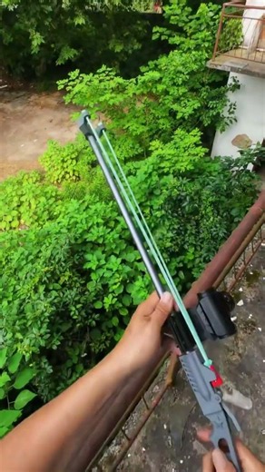 Portable Survival Slingshot | Folding Design Review#fypシ#battlefalcon#Slingshot#bushcraft