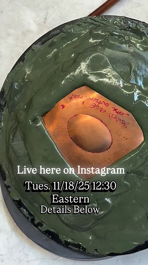 Free Live Mini Chasing Class #2 of 4! Next Tues. 11/18/25 12:30 pm Eastern time. Come learn how to chase this simple fun sunset pendant onto a Potter USA silhouette die pressing using only a handfull of Nechamkin Chasing Tools. Just pop over here to my IG page at 12:30 and I’ll be teaching live. Learning how to chase can be simple and fun. Patterns can be simple and give you big customisation in your jewelry. Using silhouette die pressed forms (I like @potterusa products) gives you some volume t