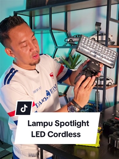 Cordless LED Spotlight for Outdoor Lighting